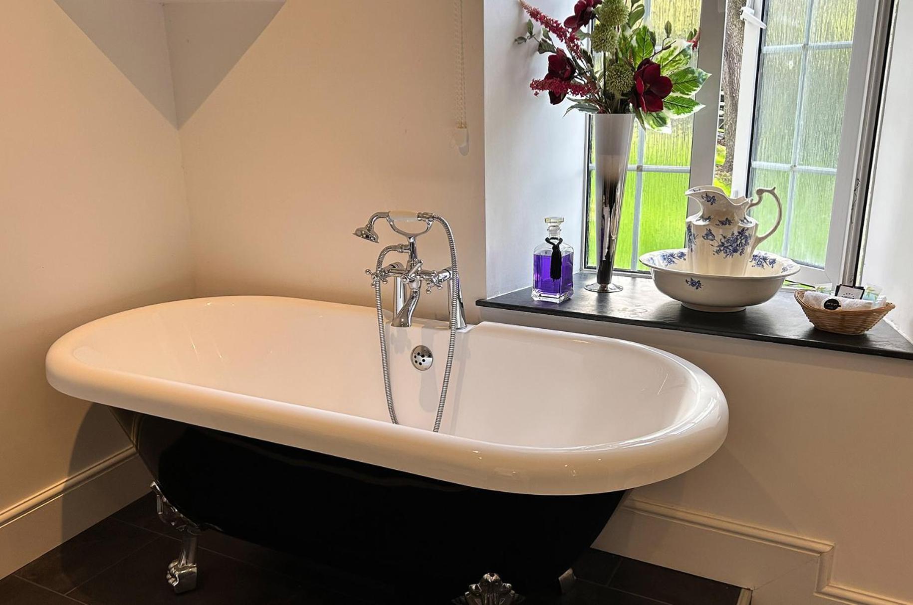 Exmoor Manor Guest House Линтон Экстерьер фото